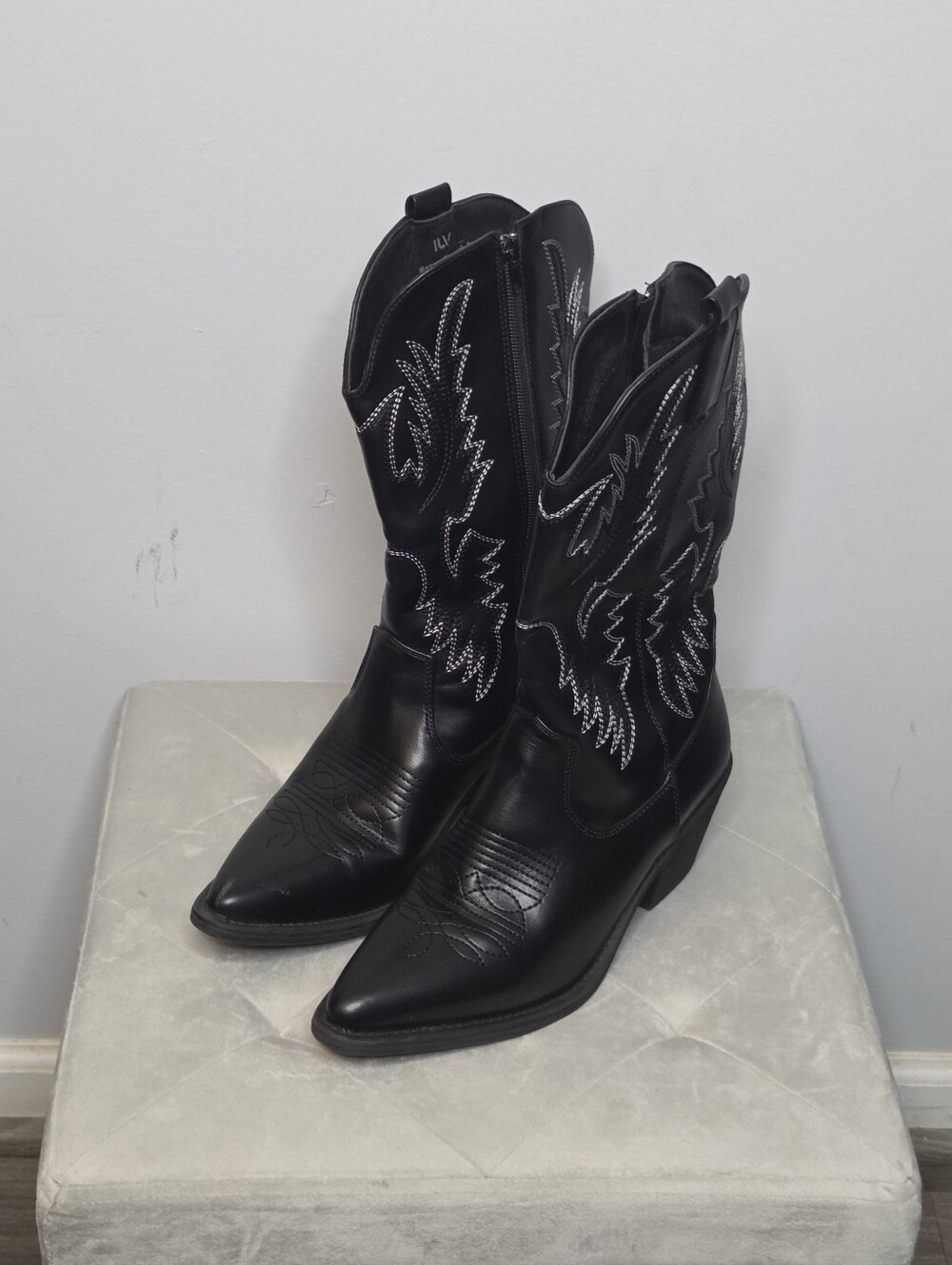 IUV Black Faux Leather Pointed Toe Cowgirl Boots, Size 8.5